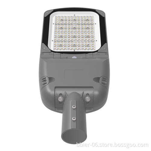 150W Integrated LED Solar Street Light IP66 Outdoor Waterproof